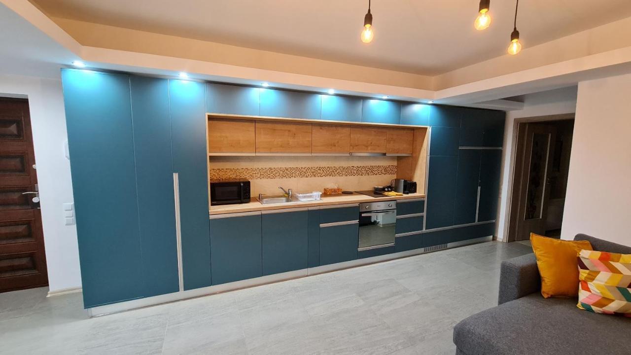 Zander Home Apartment Buşteni Extérieur photo